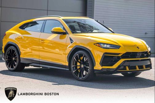 2022 Lamborghini Urus Graphite Capsule