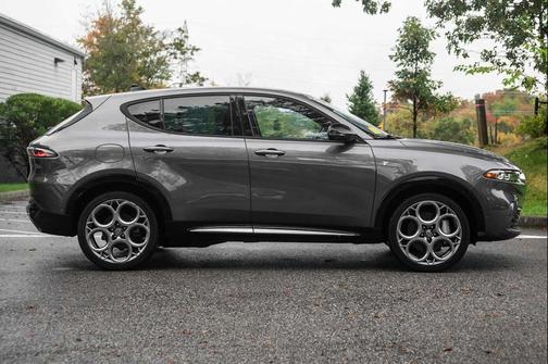 2024 Alfa Romeo Tonale Ti EAWD