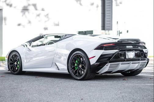 2020 Lamborghini Huracan EVO 