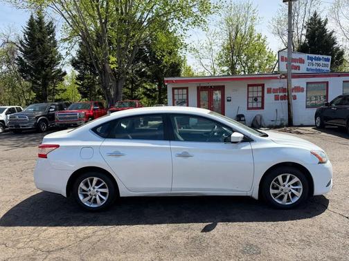 Aspen White 2013 Nissan Sentra SV