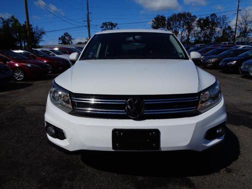 2015 Volkswagen Tiguan 4MOTION Auto SEL