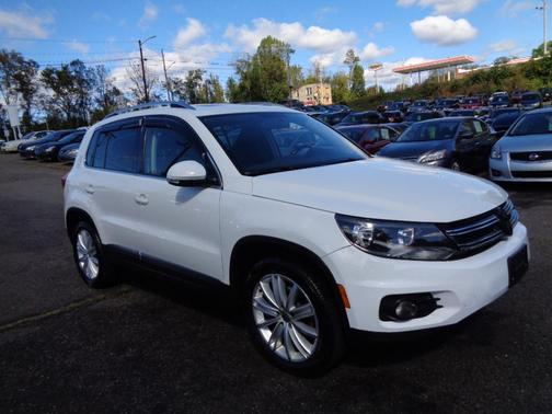 2015 Volkswagen Tiguan 4MOTION Auto SEL