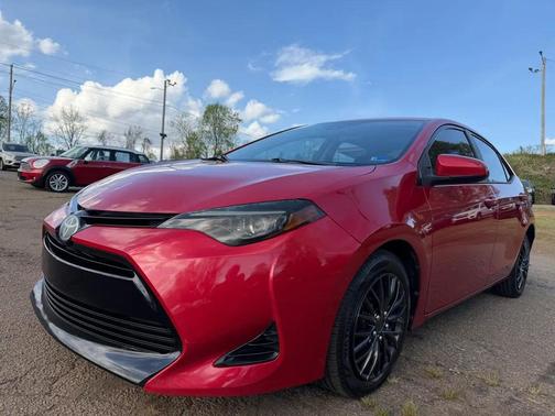 Barcelona Red Metallic 2018 Toyota Corolla LE