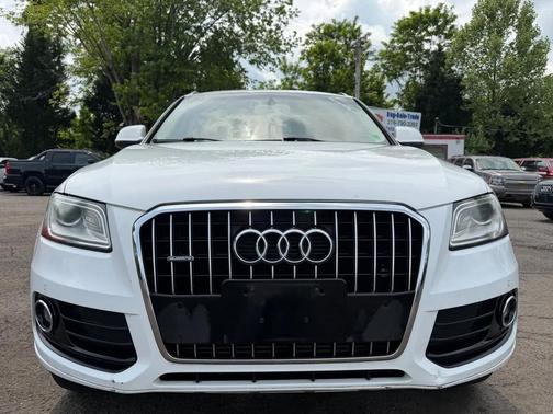 White 2013 Audi Q5 2.0T Premium Plus