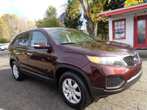 2011 Kia Sorento LX