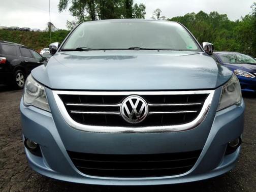 2009 Volkswagen Routan SEL Premium