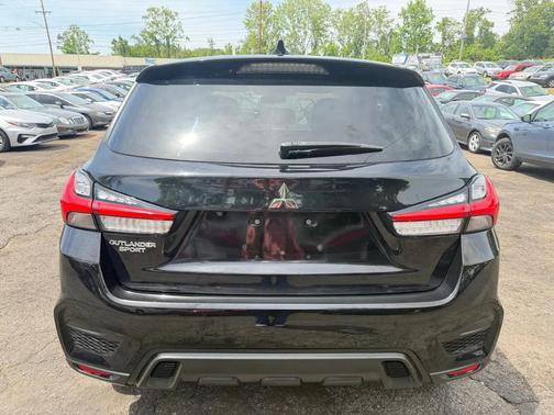 Labrador Black Metallic 2020 Mitsubishi Outlander Sport CVT