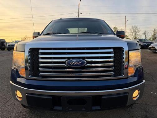Blue 2010 Ford F-150 XLT SuperCab