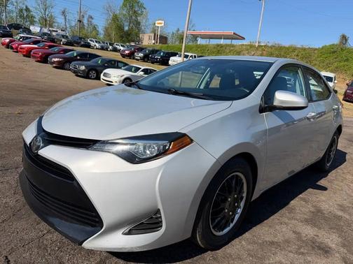 Classic Silver Metallic 2019 Toyota Corolla LE