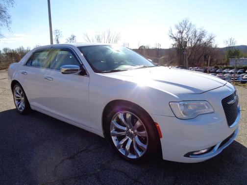 2017 Chrysler 300C Base