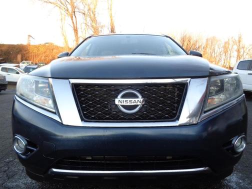 2015 Nissan Pathfinder SV