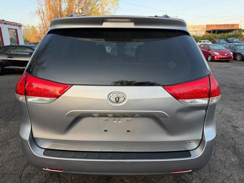 Silver Sky Metallic 2012 Toyota Sienna LE