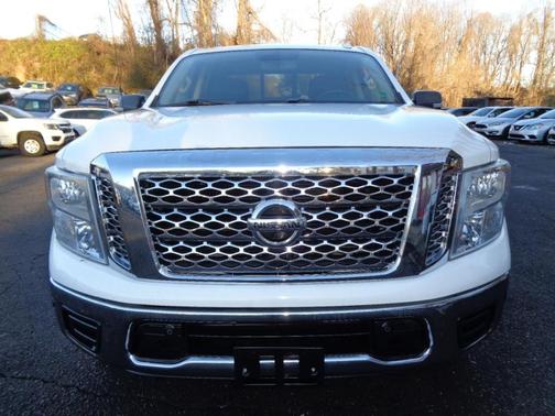 2018 Nissan Titan Platinum Reserve