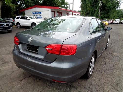 2014 Volkswagen Jetta Auto S