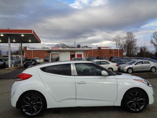 2012 Hyundai Veloster Base