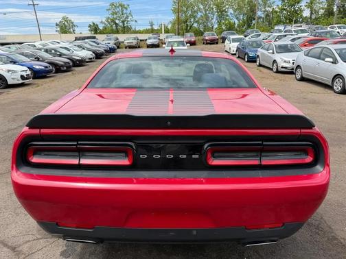 Redline Red Tricoat Pearl 2016 Dodge Challenger SXT