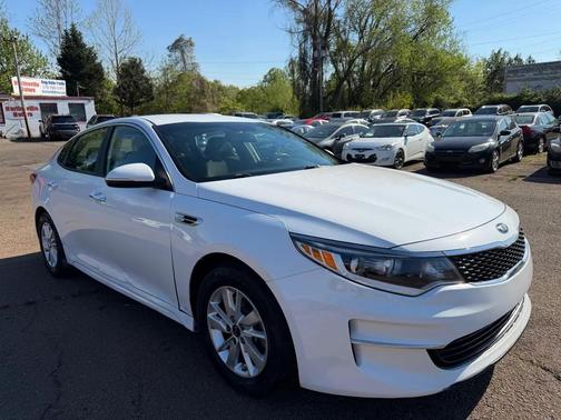 Snow White Pearl 2018 Kia Optima LX