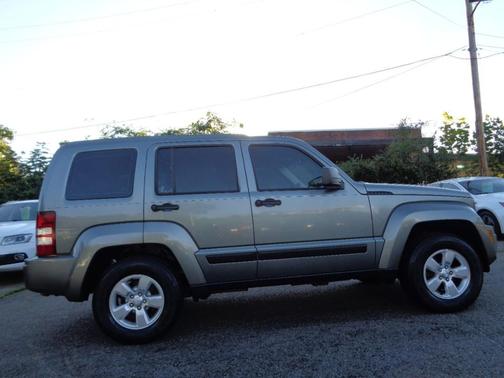 2012 Jeep Liberty Sport