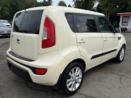 Dune 2013 Kia Soul Base