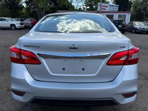 Brilliant Silver Metallic 2016 Nissan Sentra SV