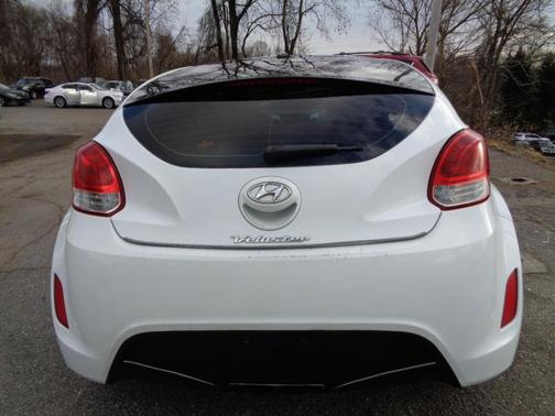 2012 Hyundai Veloster Base