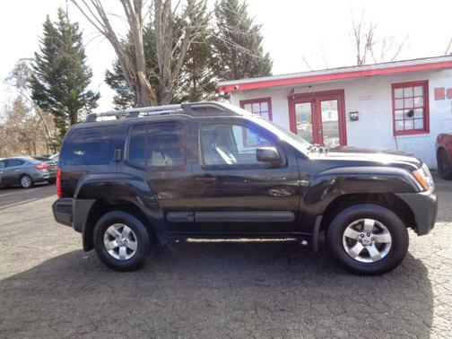 2011 Nissan Xterra S