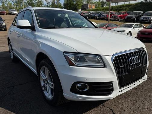 White 2013 Audi Q5 2.0T Premium Plus