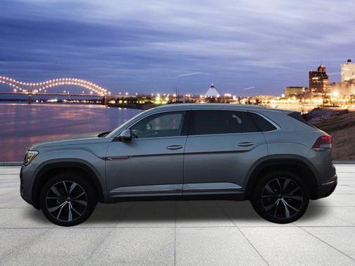 2025 Volkswagen Atlas Cross Sport 2.0T SEL Premium