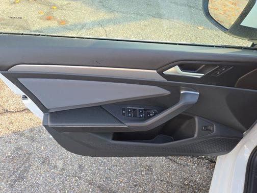 2026 Volkswagen Jetta 1.4T SE