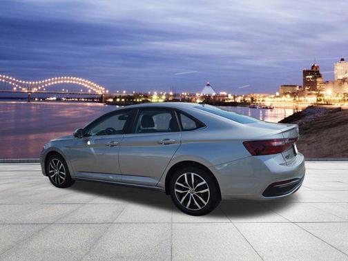 Pyrite Silver Metallic 2026 Volkswagen Jetta 1.4T SE