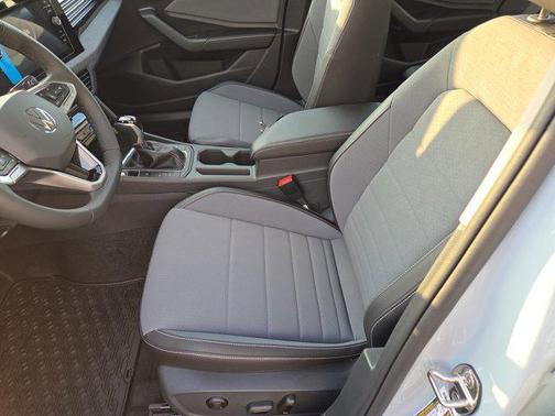 2026 Volkswagen Jetta 1.4T SE