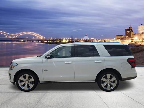 Star White Metallic Tri-Coat 2023 Ford Expedition King Ranch