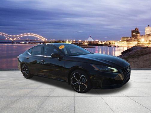 2024 Nissan Altima SR FWD