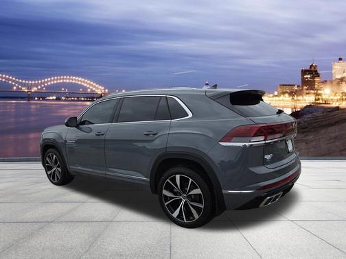 'GRAY' 2026 Volkswagen Atlas Cross Sport 2.0T SEL Premium
