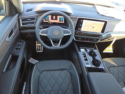 2026 Volkswagen Atlas 2.0T SEL Premium R-Line 4MOTION