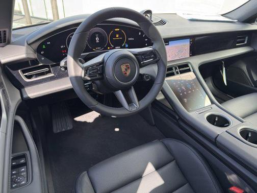 2025 Porsche Taycan RWD