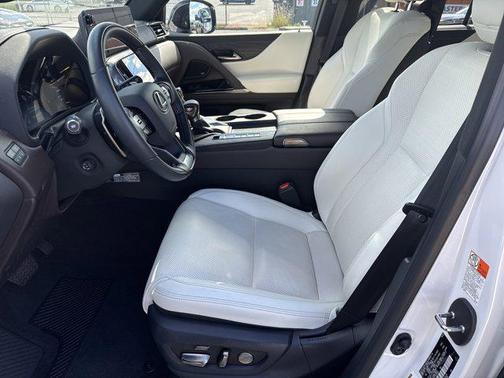 2023 Lexus LX 600 Luxury