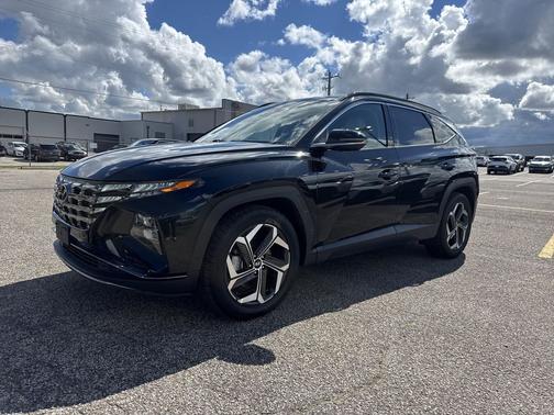Black Pearl 2024 Hyundai TUCSON Limited
