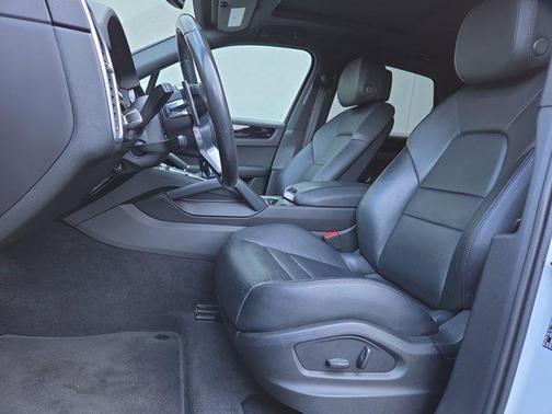 2023 Porsche Cayenne Cayenne