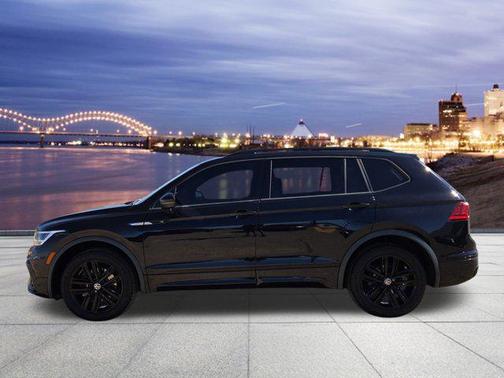 2022 Volkswagen Tiguan 2.0T SE R-Line Black 4MOTION