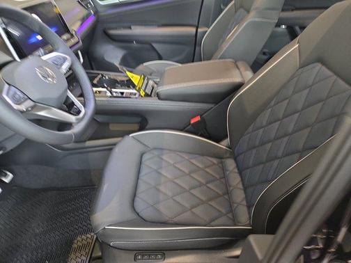 2026 Volkswagen Atlas Cross Sport 2.0T SEL Premium