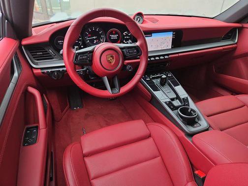 2024 Porsche 911 Carrera 4S