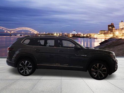 2025 Volkswagen Atlas 2.0T SEL Premium R-Line 4MOTION