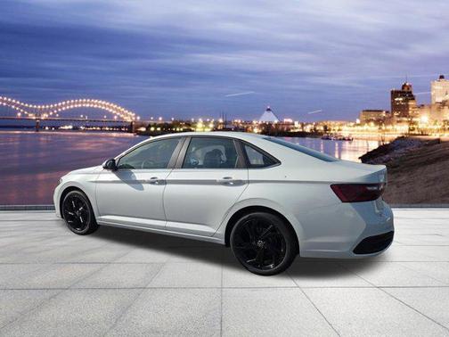 Opal White Pearl 2026 Volkswagen Jetta 1.4T SE