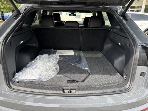 2025 Volkswagen Atlas Cross Sport 2.0T SEL Premium