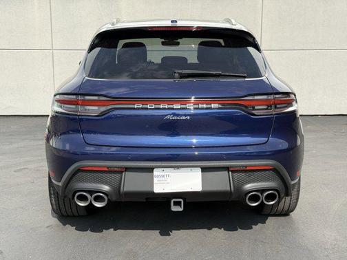 2024 Porsche Macan Base