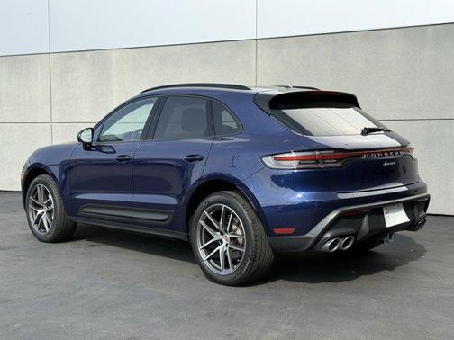 2024 Porsche Macan Base