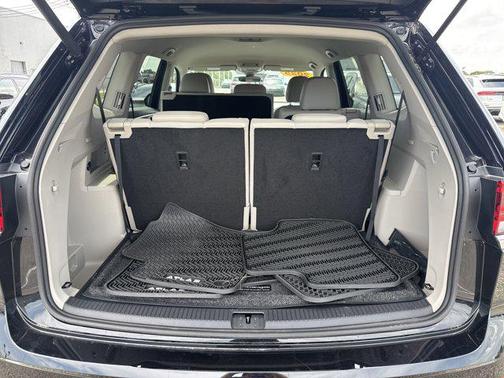 2025 Volkswagen Atlas 2.0T SE