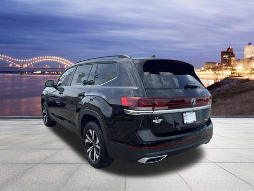 2025 Volkswagen Atlas 2.0T SE