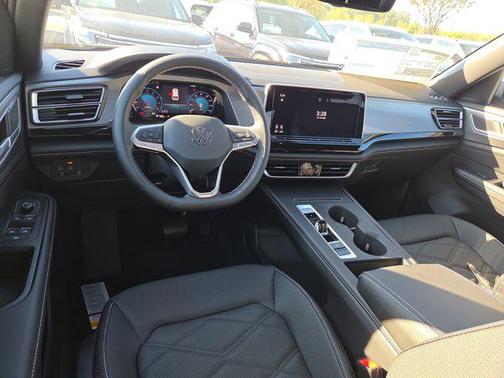 2026 Volkswagen Atlas Cross Sport 2.0T SE